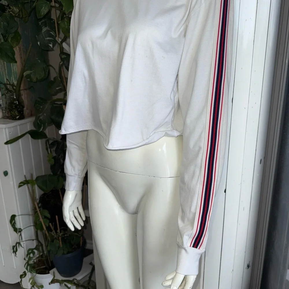 TNA Aritzia White Cropped Long Sleeve Top with Red/blue Stripe oversizedSm - Picture 4 of 9